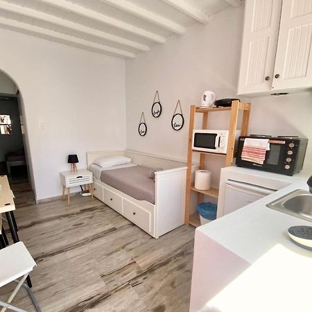 Elenitas Town House With Balcony And Sea View Apartman Mykonos Town Kültér fotó