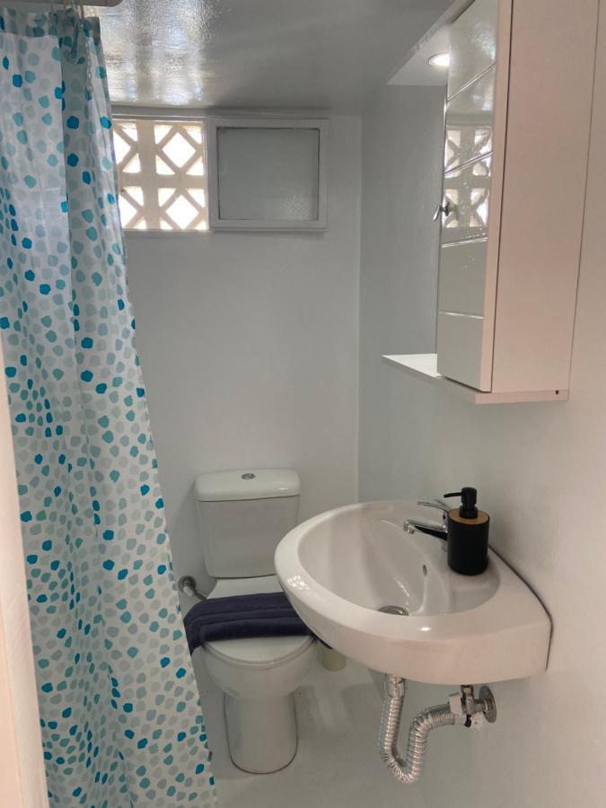 Elenitas Town House With Balcony And Sea View Apartman Mykonos Town Kültér fotó
