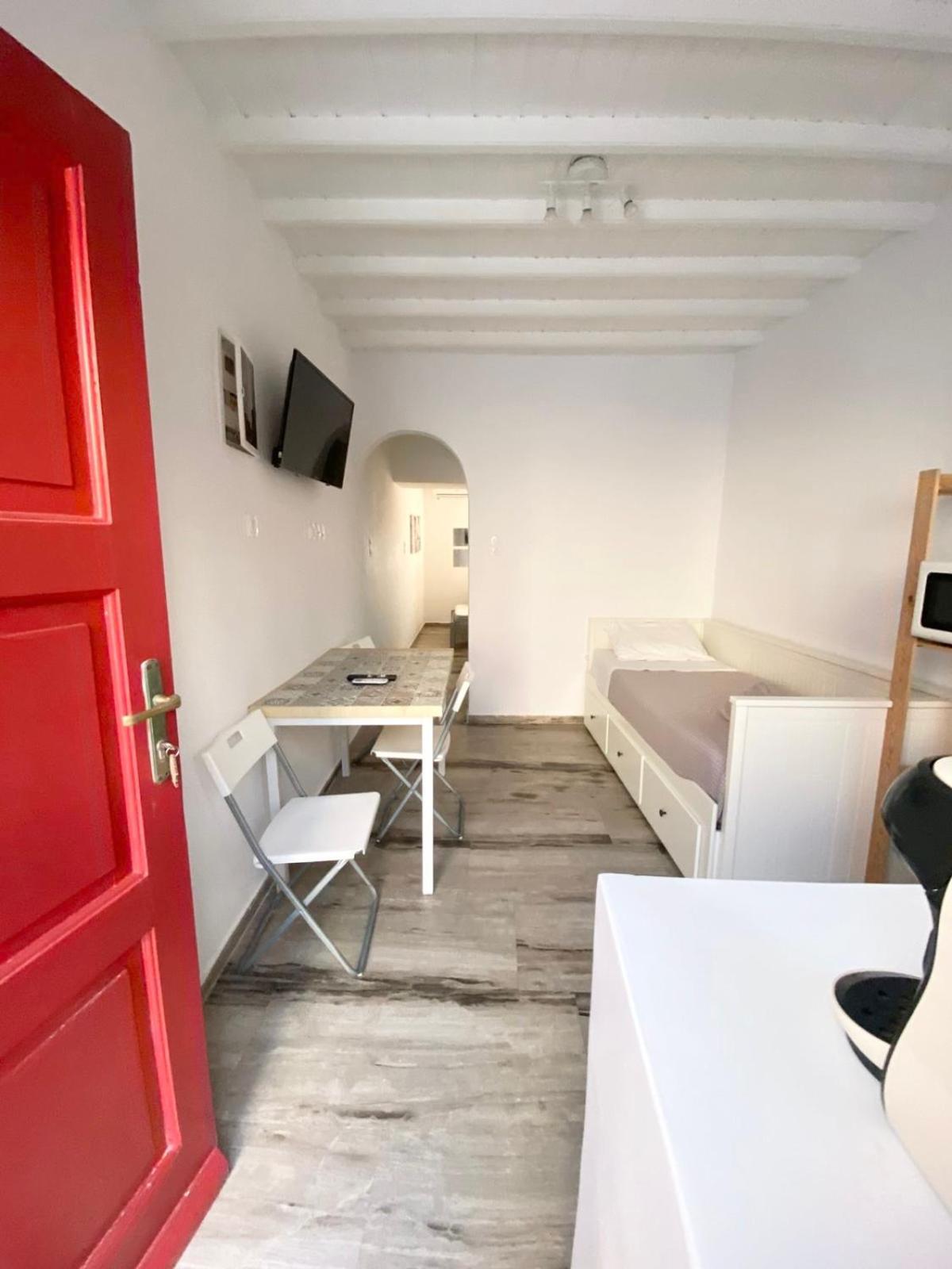 Elenitas Town House With Balcony And Sea View Apartman Mykonos Town Kültér fotó